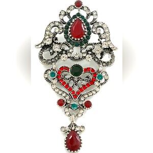 Victorian, Baroque, Gothic Crystal Flower in Aged Silver Tone Brooch, Lapel Pin